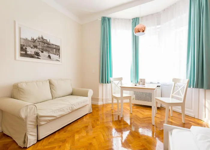 Downtown Sunny Cozy Apartament *
