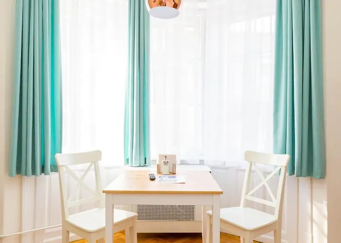 Downtown Sunny Cozy Apartament Budapesta