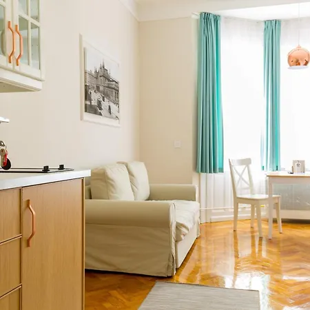 Downtown Sunny Cozy Budapest